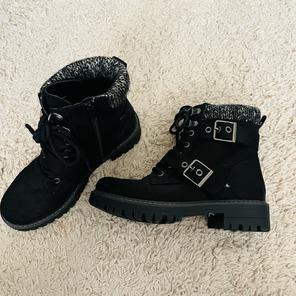 Cliffs by WHITE MOUNTAIN Black and Gray Combat Moto Boots with Buckle Accents